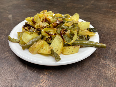 roasted-peppers-green-beans-green-onions-and-potatoes